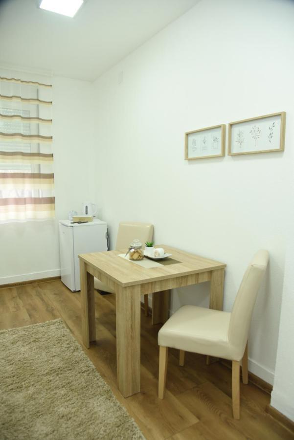 Apartmani Sofronic Loznica 1 Zewnętrze zdjęcie
