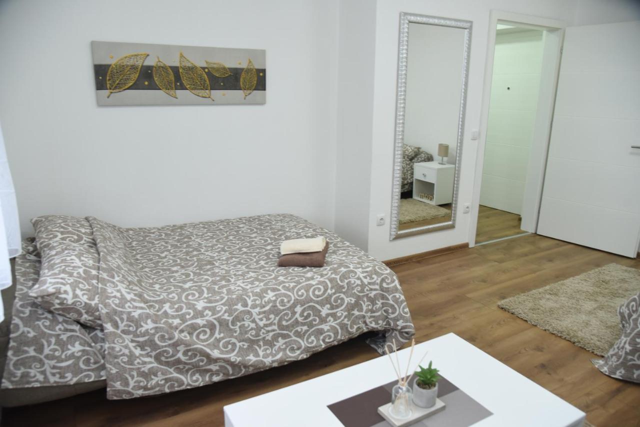 Apartmani Sofronic Loznica 1 Zewnętrze zdjęcie